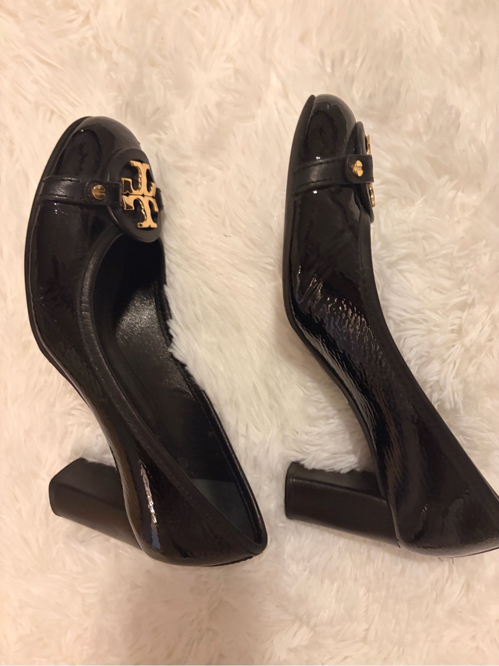 Tory Burch Black Patent Leather Block Heel Pumps with Gold Logo